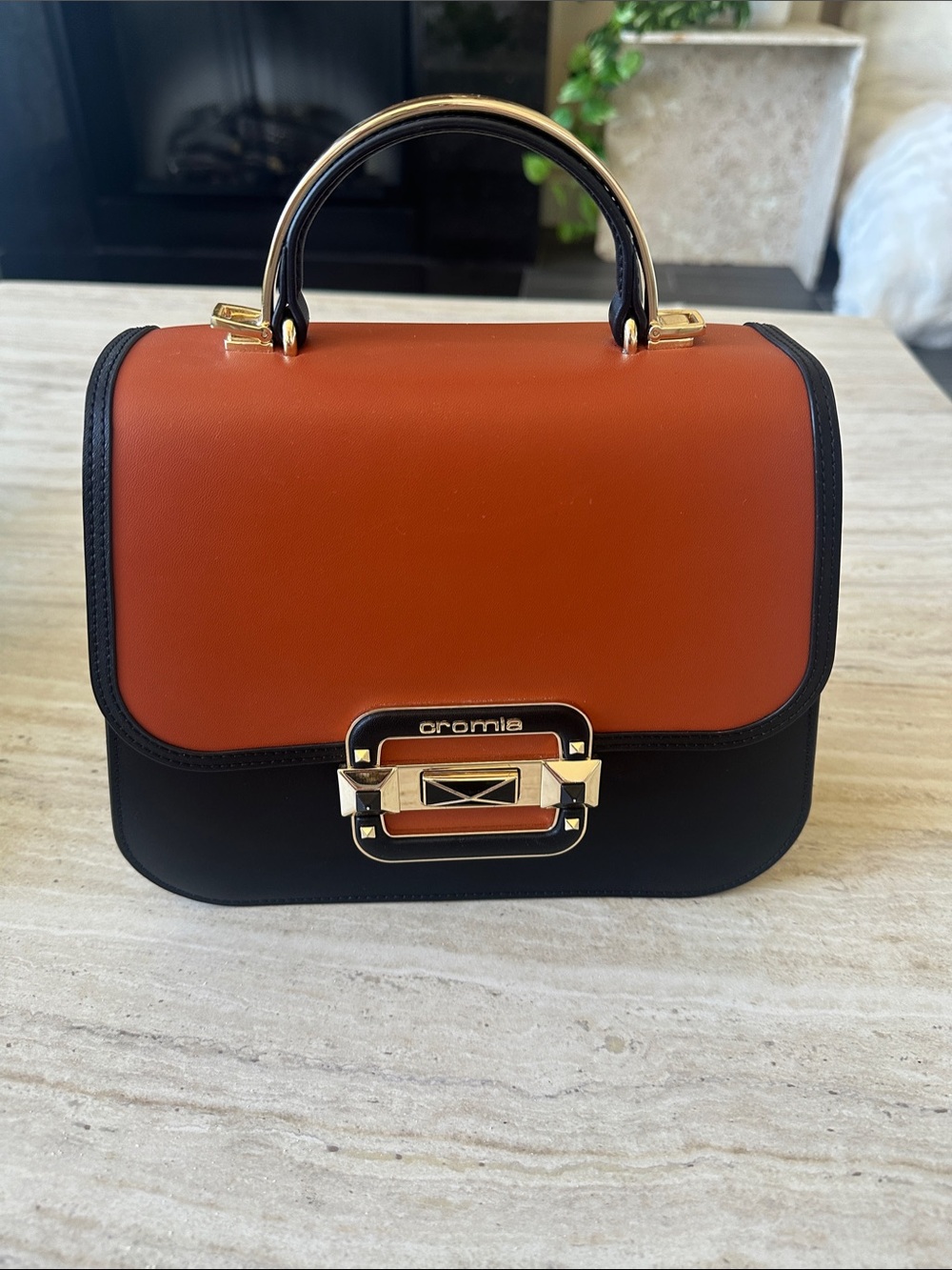 NWOT Cromia Italy Leather Colorblock Top Handle Crossbody Satchel Bag Black Tan